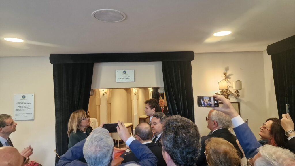 Intitolata a Paolo Valenti la sala convegni di Villa Amarù a Palermo